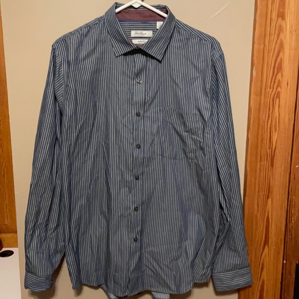 Van Heusen Originals Men’s Long Sleeve Dress Shirt